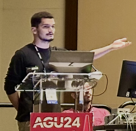 Pedro Silva presenting at the AGU 2024 meeting